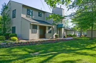 Building Photo - Hidden Brook Apartment Homes