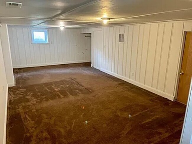 Building Photo - 2802 Berwick Ave