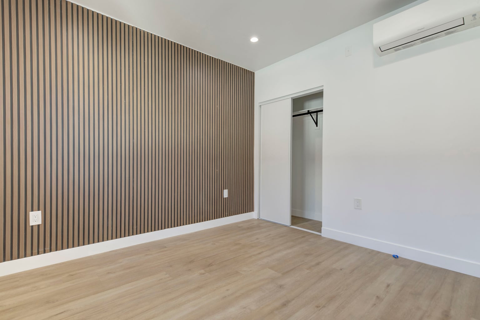 Building Photo - 5650 Cartwright Ave