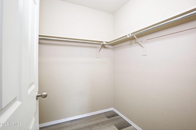 Building Photo - 18515 W Sunbelt Dr
