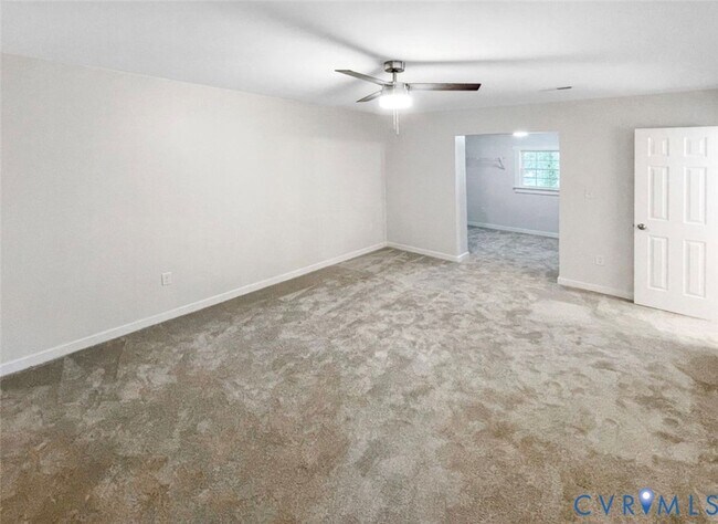 Building Photo - 7905 Tamarind Dr