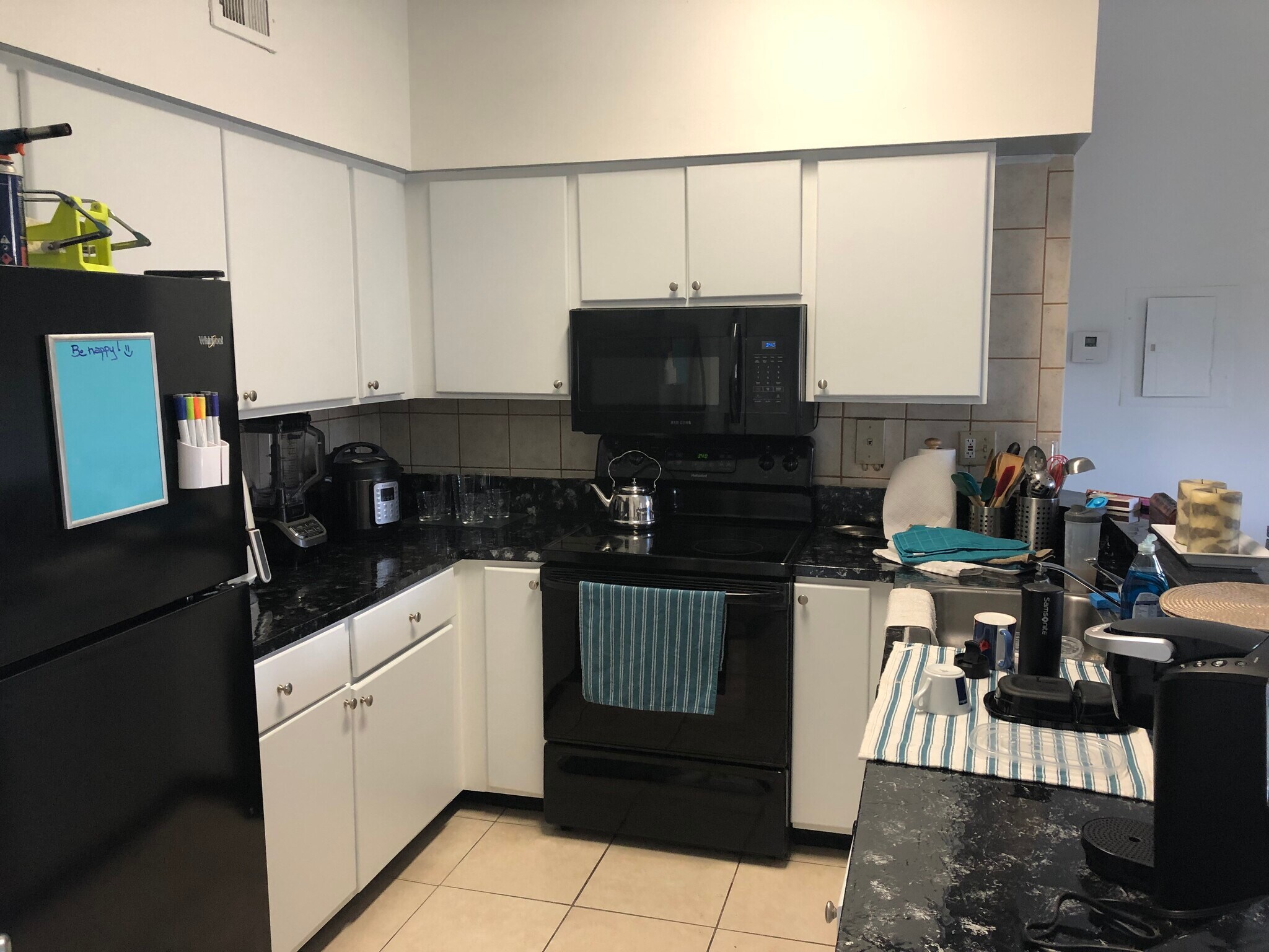 Building Photo - 2445 SW 18th Ter