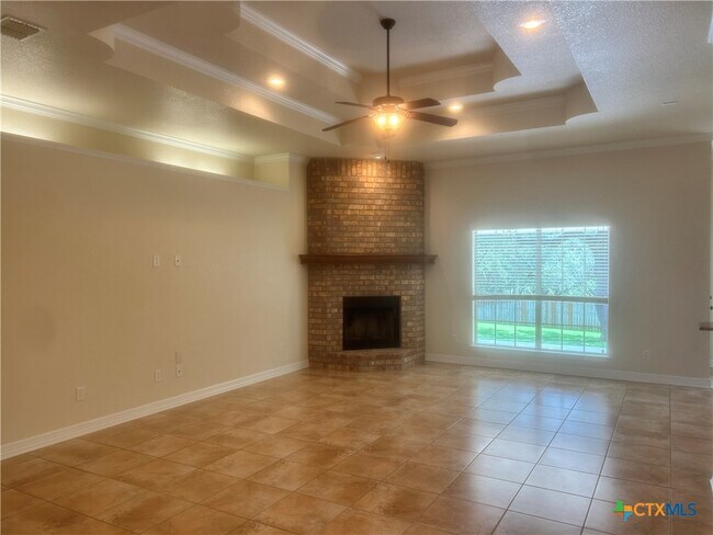 Building Photo - 2429 Nickelback Dr