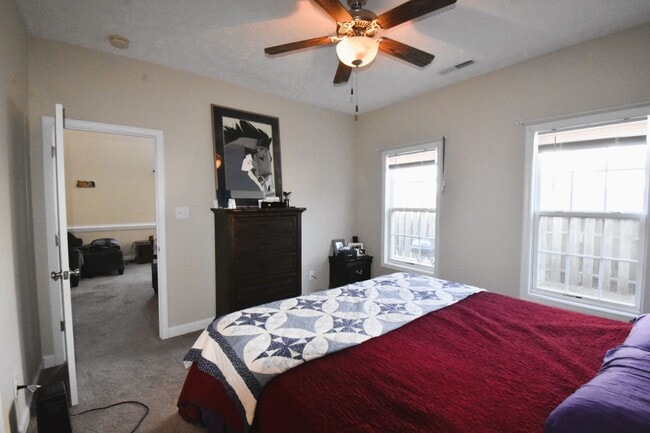 Building Photo - Coming Soon~ 3 Bedroom 2.5 Bathroom Townhome~ Large Corner Lot