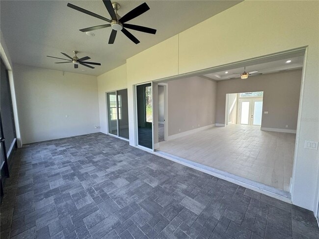 Building Photo - 547 Sanctuary Golf Pl