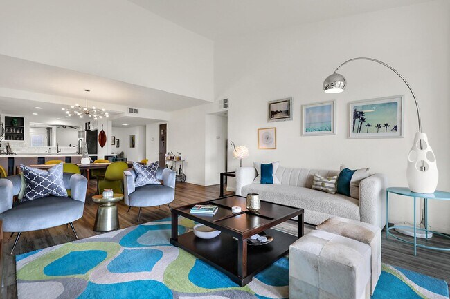 Building Photo - 27 Cll Encinitas