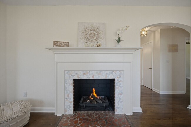 Building Photo - Call Sabrina Thomas at 757-767-0767 for more information