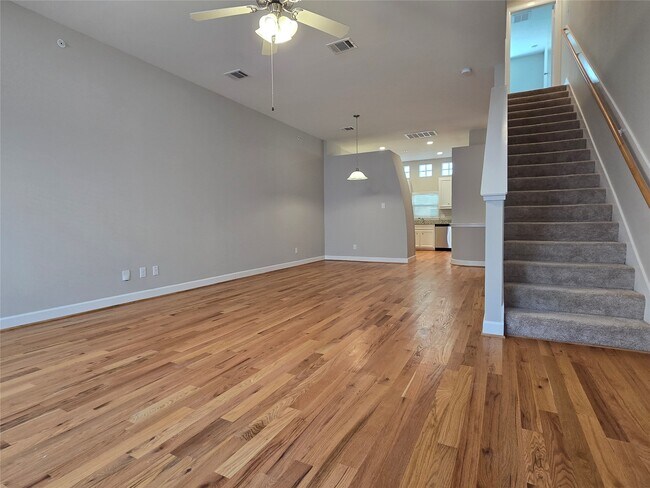 Building Photo - 8705 Bryam St