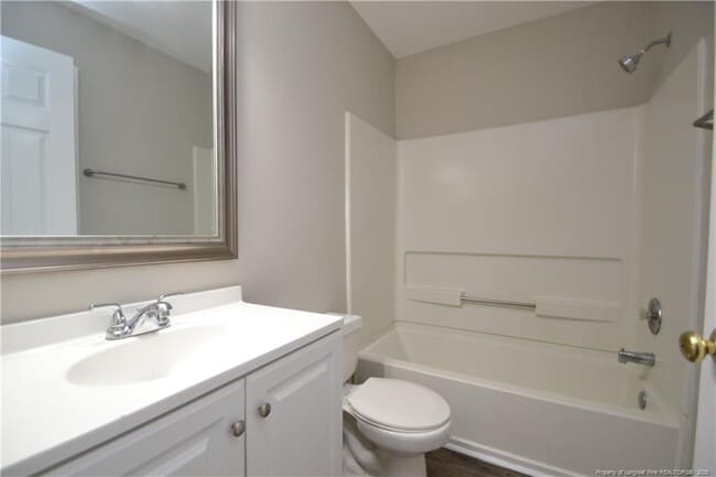 Building Photo - 4737 Sinclair Dr
