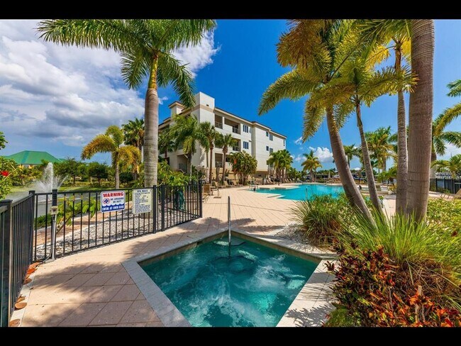Building Photo - 1042 Bellasol Way