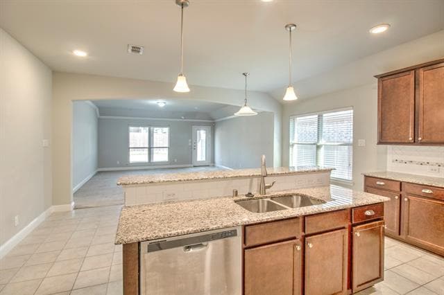 Building Photo - 1925 Alton Wy