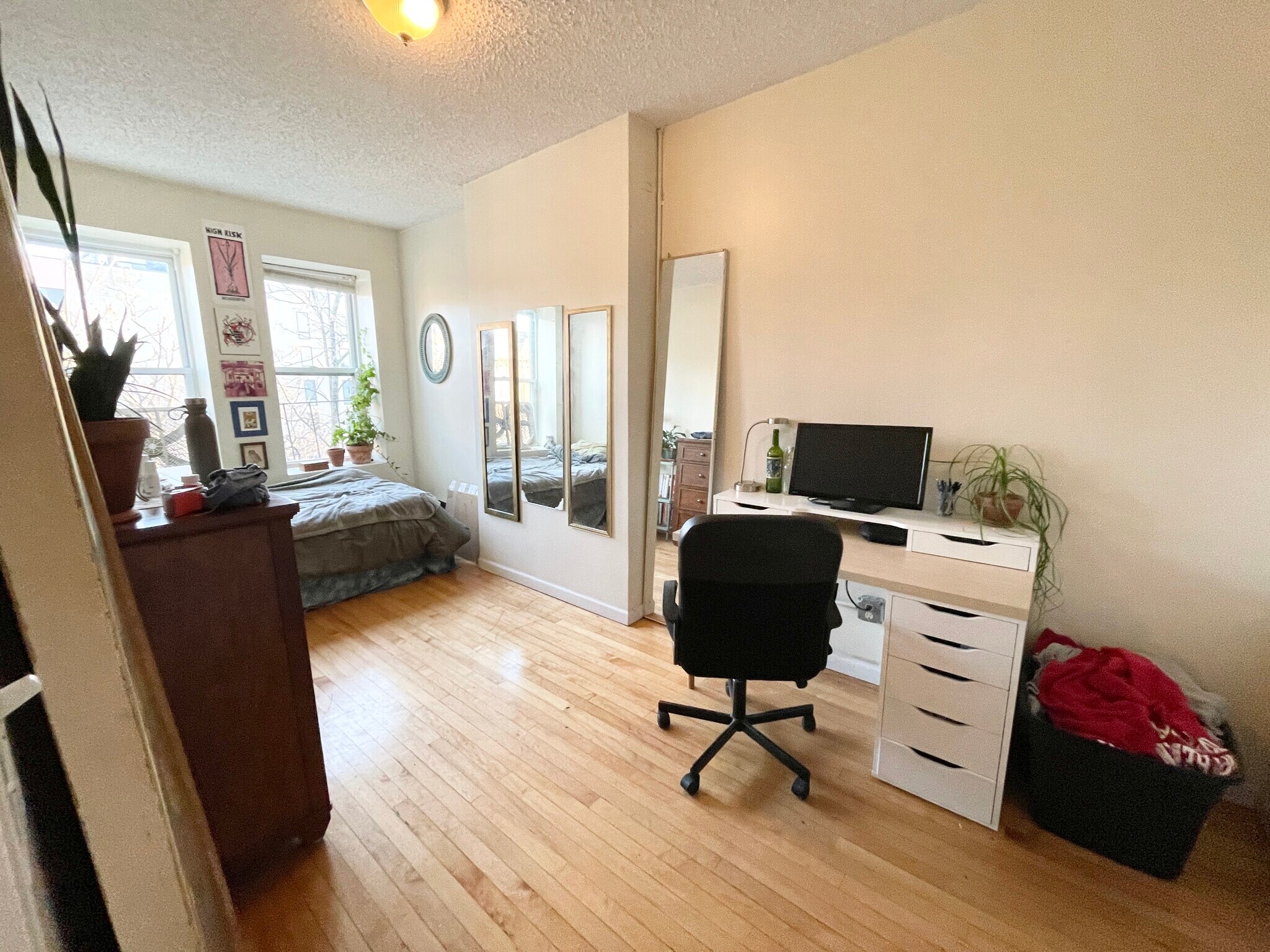 Building Photo - 588 Columbus Ave