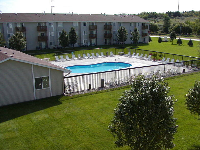 POOL - Rock Creek Apartments