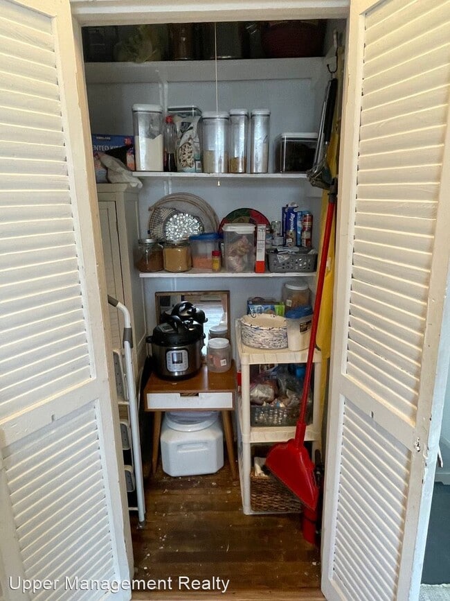 Building Photo - 3 br, 2 bath  - 7716 Maple 7718 Maple St