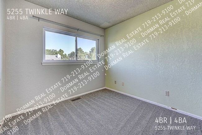Building Photo - 5255 Twinkle Way