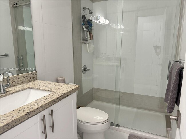 Building Photo - 7002 Holly Rd