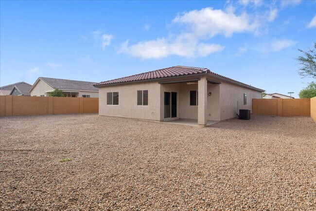 Building Photo - 993 E Cactus Wren Dr