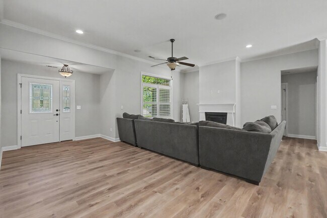 Building Photo - 3106 Wisteria Ln