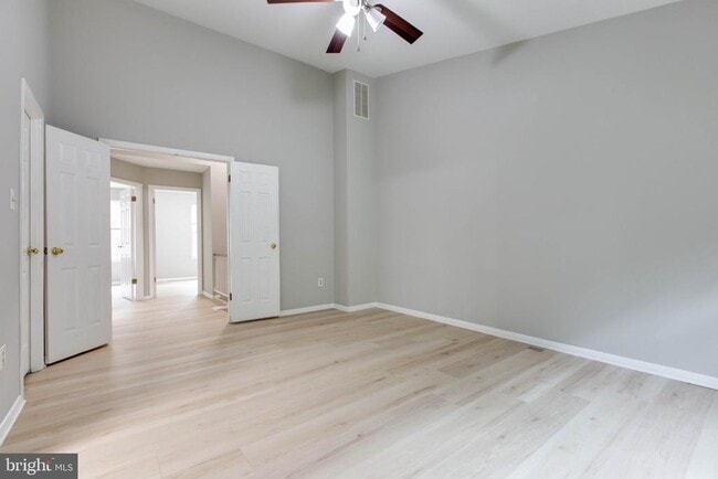 Building Photo - 7717 Heatherside Ln