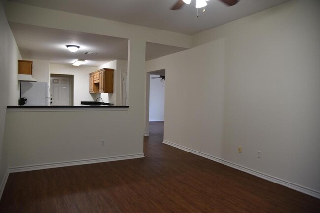 Building Photo - 1536 Northwood Blvd