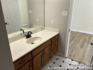 Building Photo - 1658 Lantana Cir