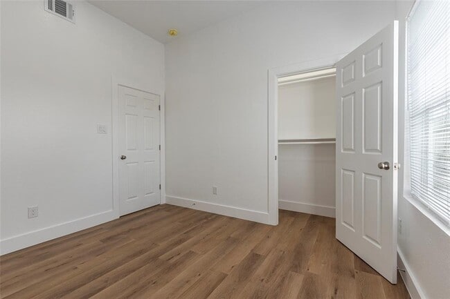 Building Photo - 9727 A/B Cargill St