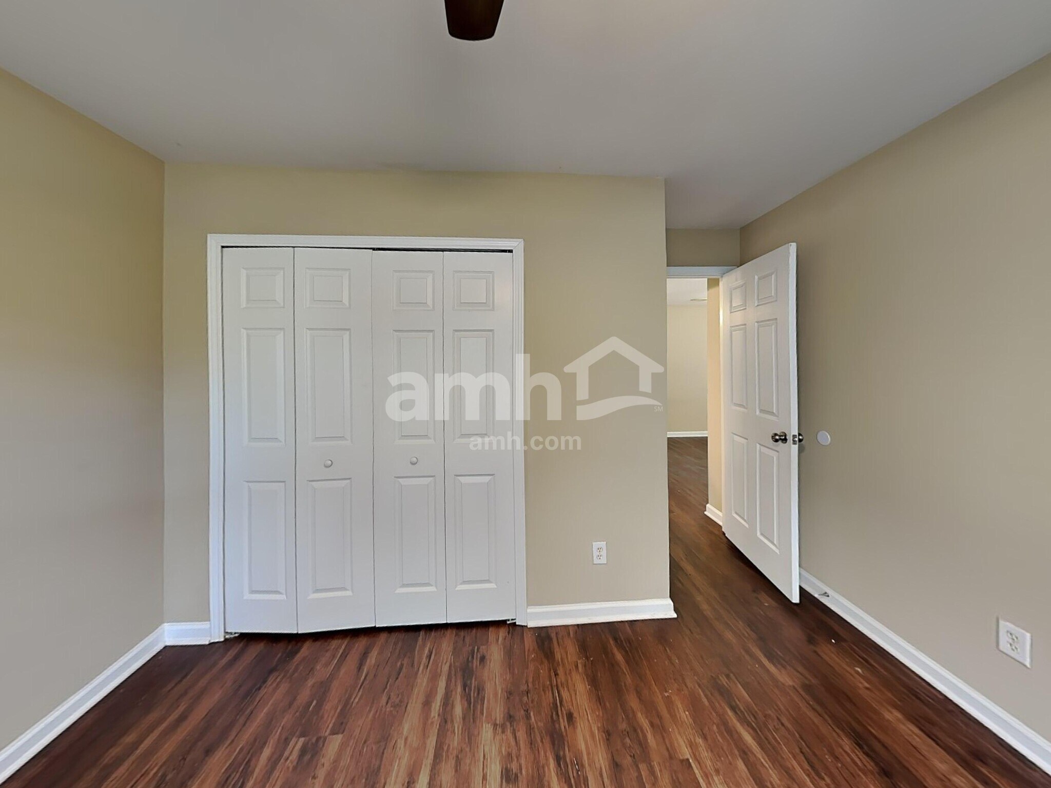 Building Photo - 3380 Lake Breeze Ct