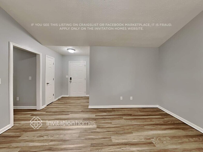 Building Photo - 128 Goldleaf Dr