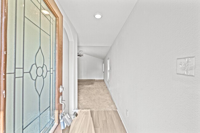 Building Photo - 20742 Nala Bear Dr