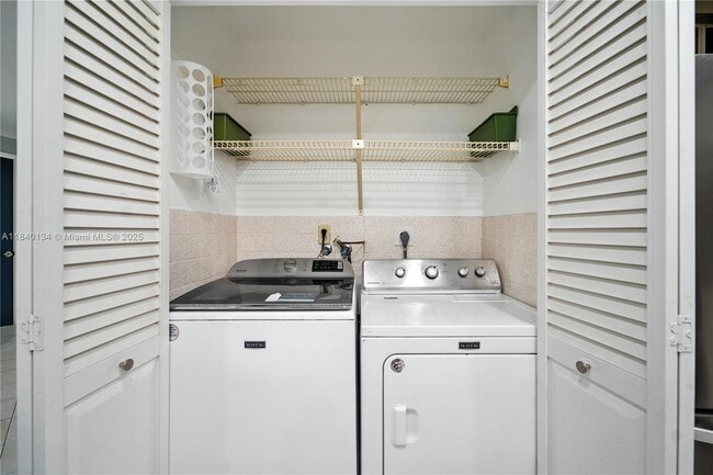Building Photo - 8041 SW 20th Pl