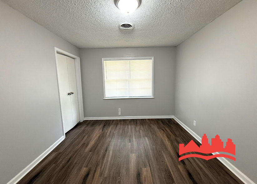 Building Photo - Spacious 3-Bedroom, 1-Bath Home for Rent!