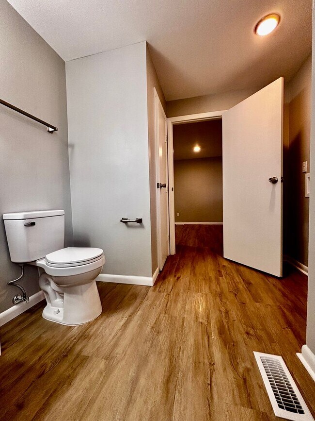 Building Photo - 3161-3163 Autumn Ridge Court