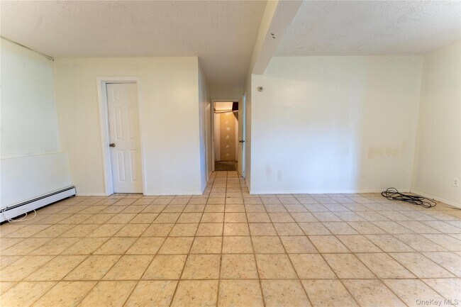 Building Photo - 10 Congress Dr