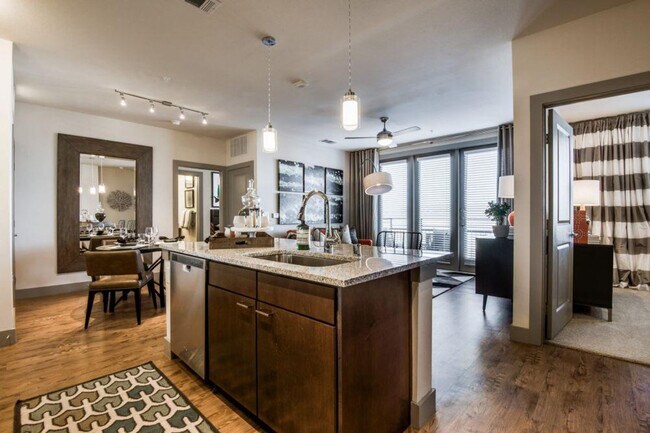 Building Photo - 680 Executive Dr