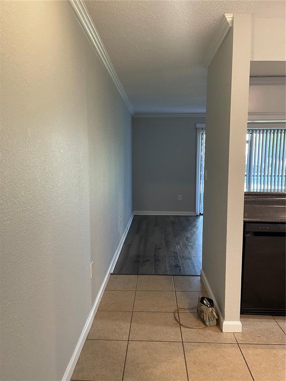 Building Photo - 10195 Sailwinds Blvd N