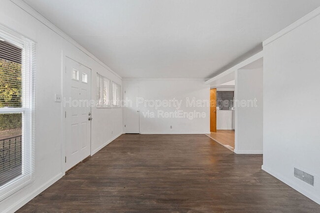 Building Photo - 212 Mc Alpine Dr