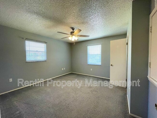 Building Photo - 17325 Whitewater Ct