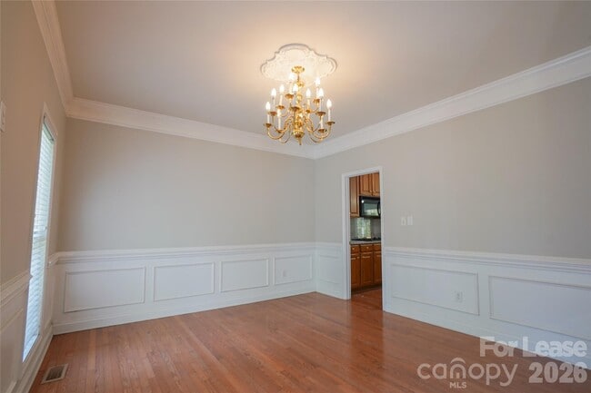 Building Photo - 3552 Weddington Oaks Dr