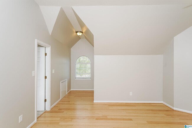 Building Photo - 6127 Hidden Brook Dr