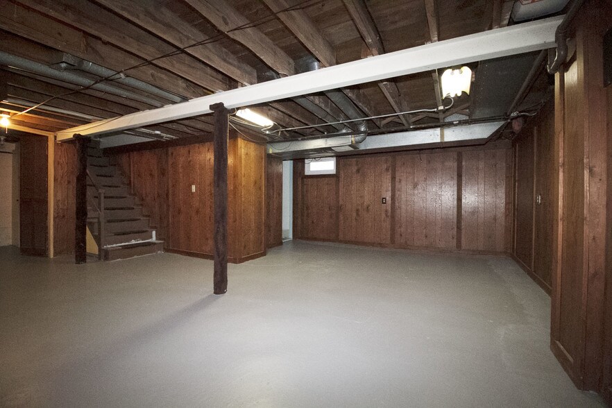 Building Photo - 536 Carver Blvd