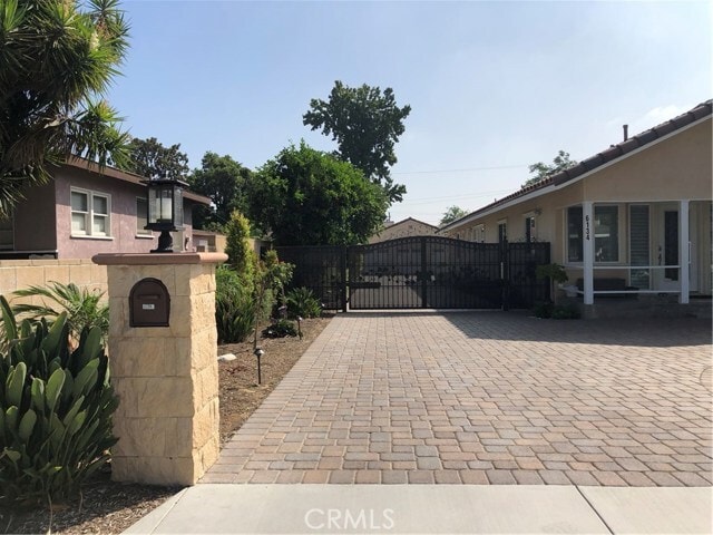 Building Photo - 6136 Camellia Ave