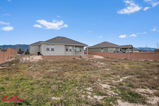 Building Photo - Modern 5 Bedroom Home in Cedar City!