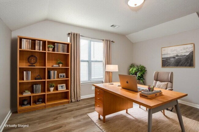 Building Photo - 3004 Summer Breeze Dr