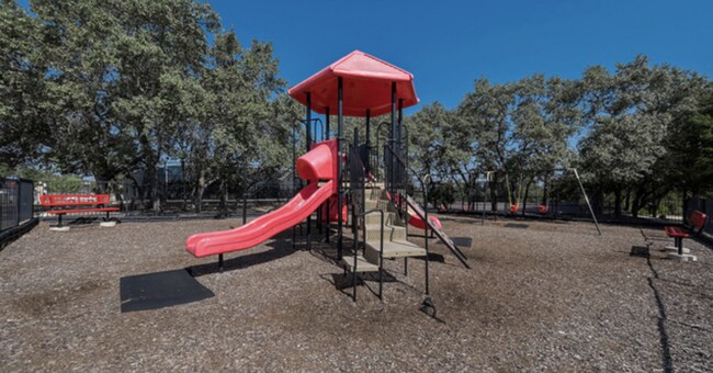 Building Photo - New Rental Alert! 2 Weeks Free Rent with 15 Month Lease