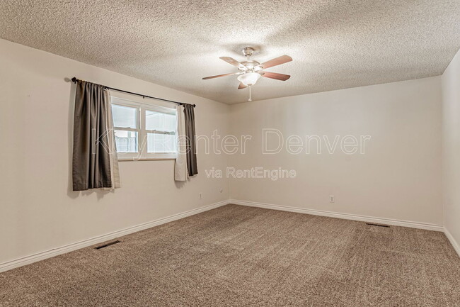 Building Photo - 535 S Cody St