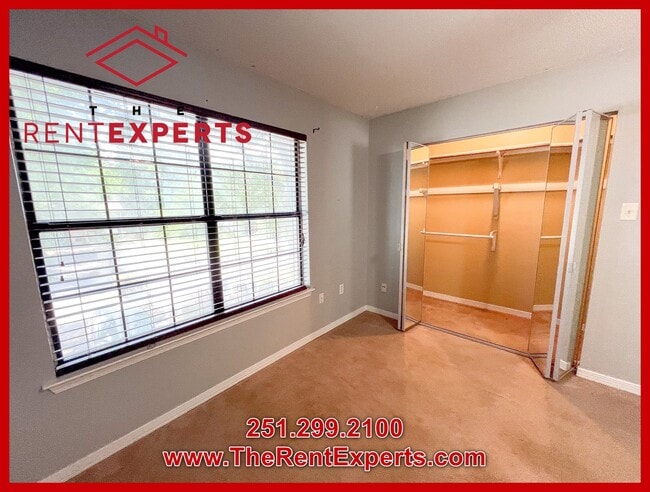 Building Photo - 953 Dickenson Ave