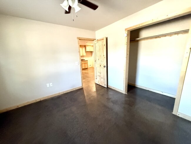 Building Photo - 11955 Sandpiper Rd