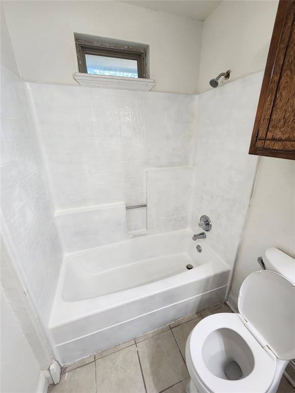 Building Photo - 807 S Jones Ln