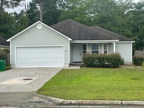 Building Photo - Nice 3 bedroom/2 bathroom Home in Shiloh Forrest