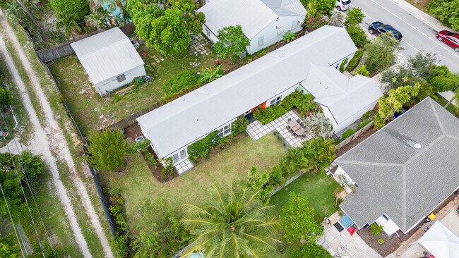 Building Photo - 1019 N K St